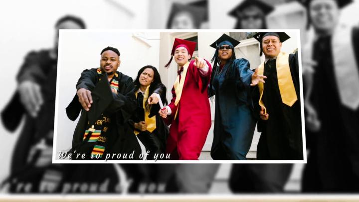 Une invitation de mariage au-delà des cartes électroniques